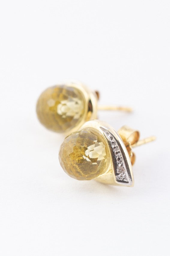 Gold earrings with citrine and diamond