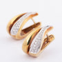 Gold earrings with 16 diamonds each