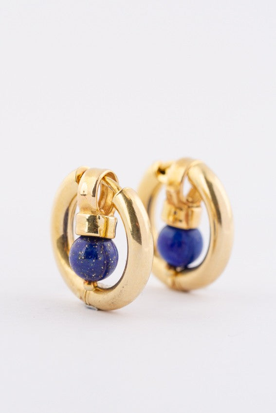 Gouden oor ringen met lapis lazuli