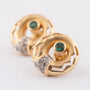 Gouden oorknoppen met smaragd en diamanten