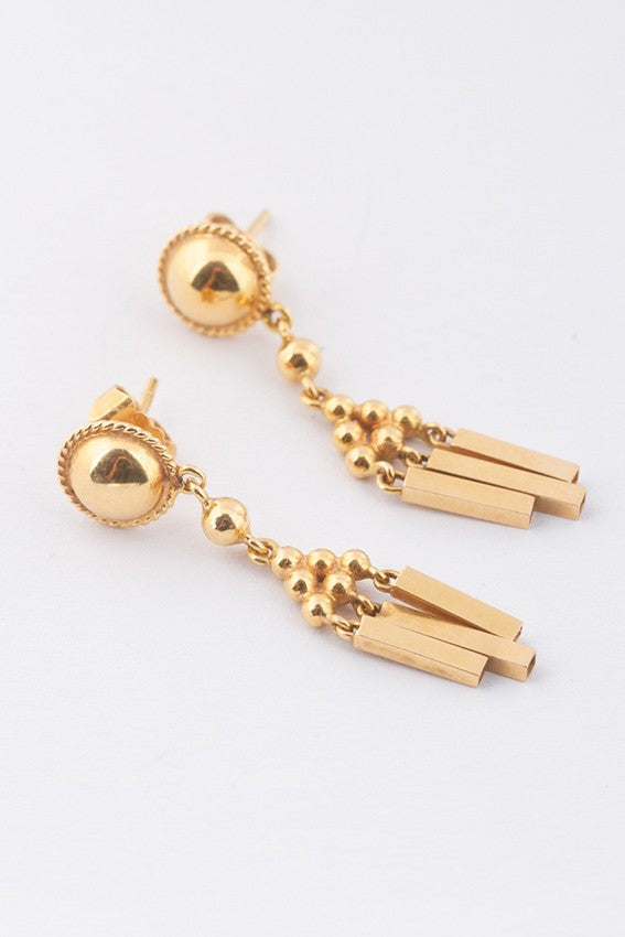 18 carat gold earrings