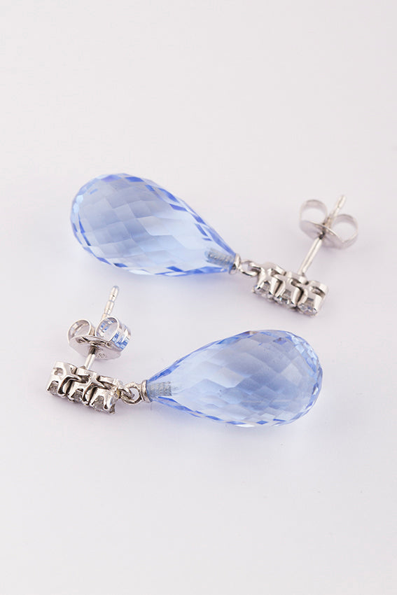 White gold earrings with brilliant and topaz (briolet)