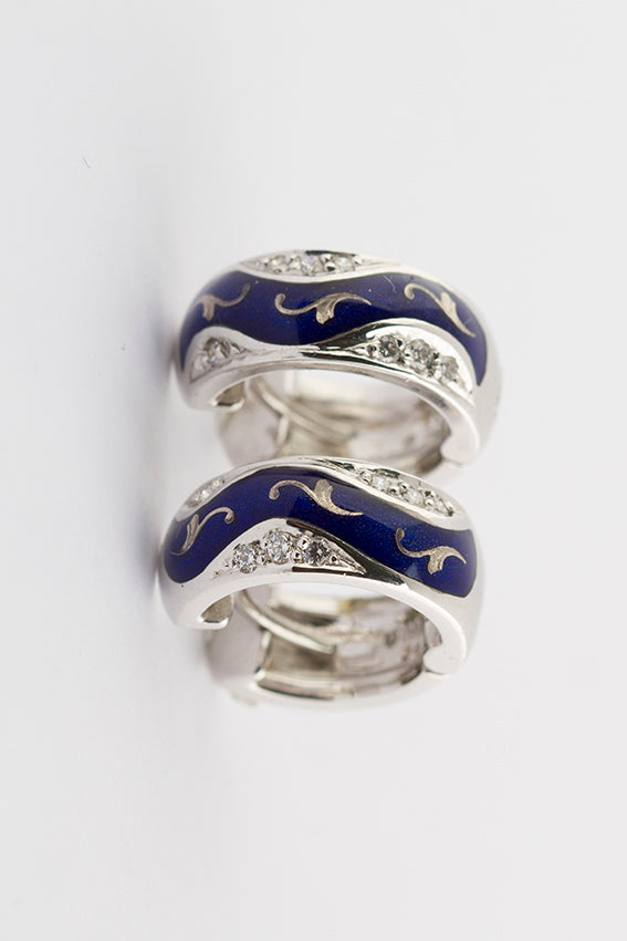 Fabergé earrings with enamel and brilliant