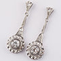 White gold Art Déco earrings with brilliant cut diamonds