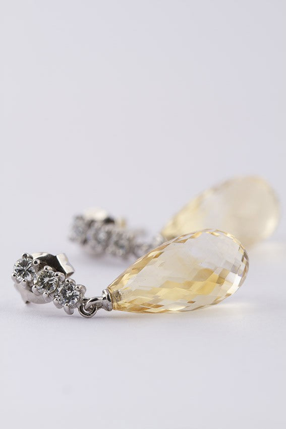 White gold earrings with diamonds and citrine