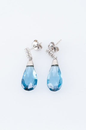 White gold earrings with topaz and diamonds