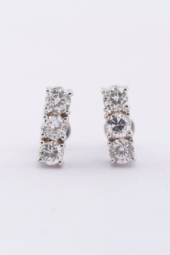 White gold stud earrings with diamonds