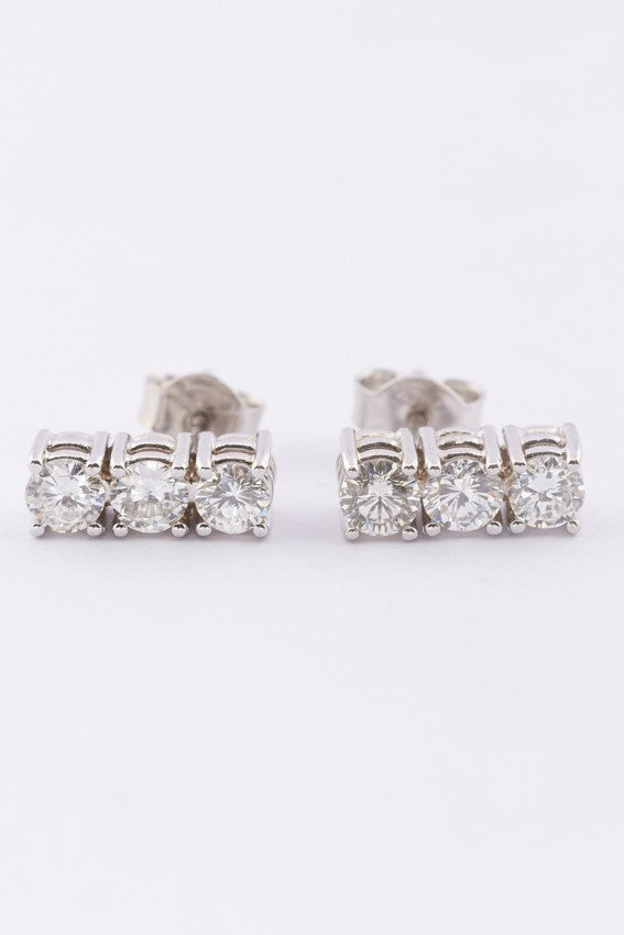 White gold stud earrings with diamonds