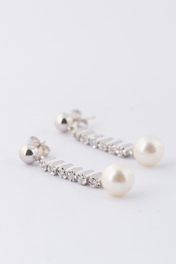 earrings with diamonds and cultured pearls