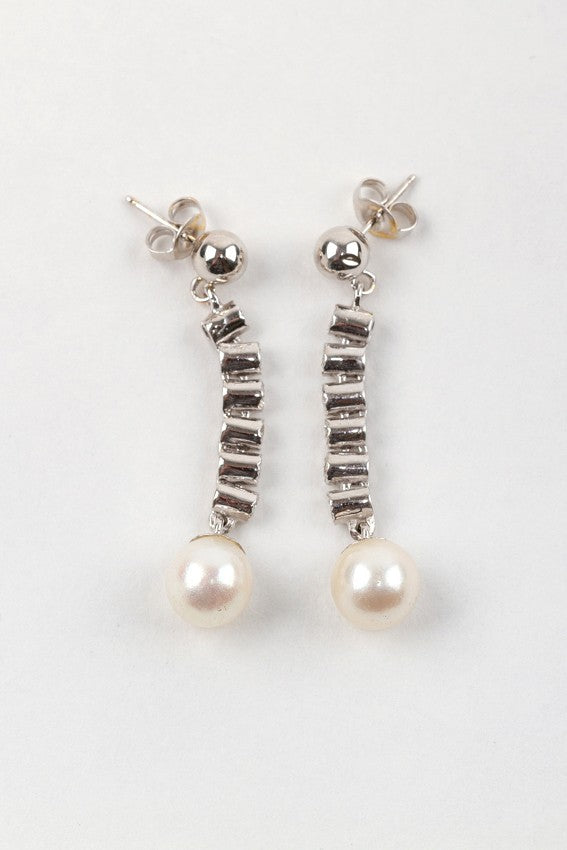earrings with diamonds and cultured pearls