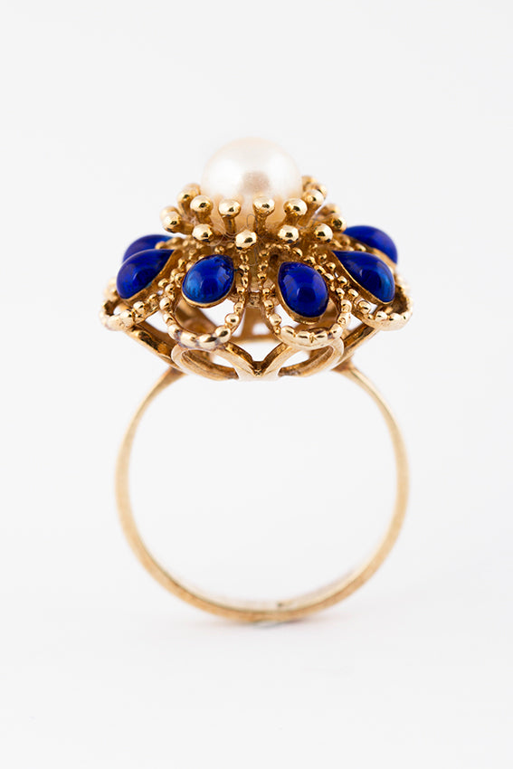 Entourage ring with cultured pearl and enamel