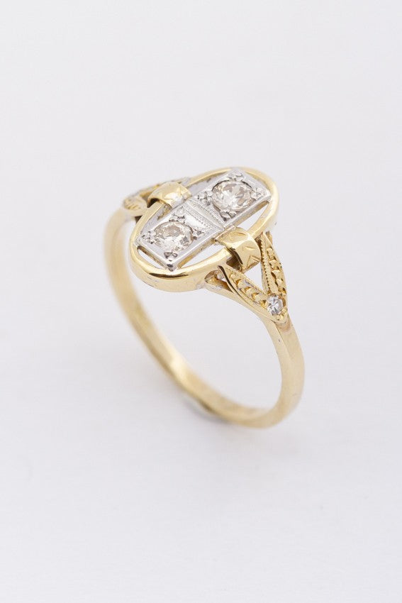 Gold Art Nouveau ring with brilliant cut diamonds