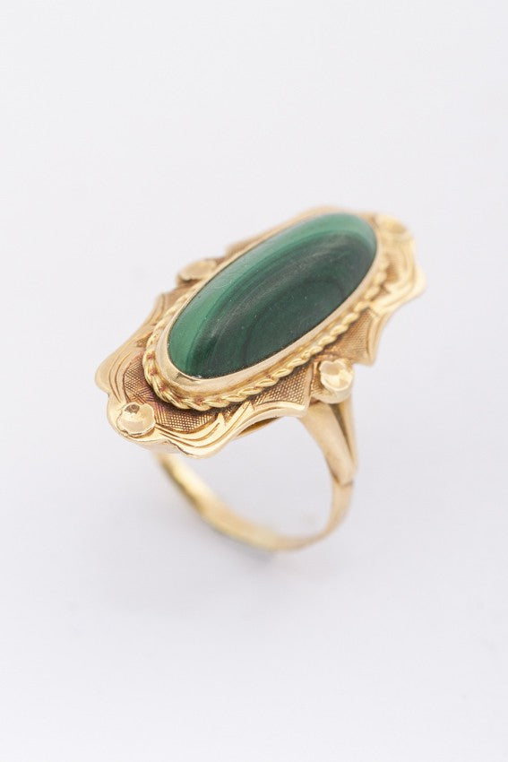 Gold ring with malachite