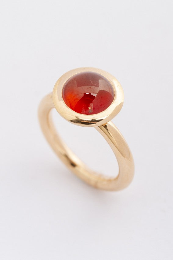 Rose gold ring from the Bron brand