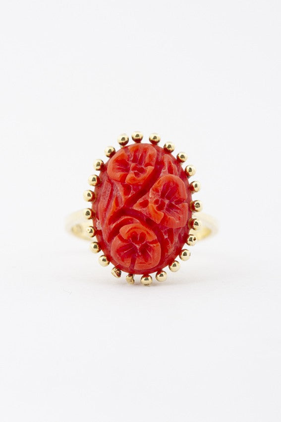 Gold ring with blood coral