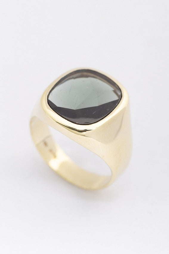 Gold men's ring with tourmaline