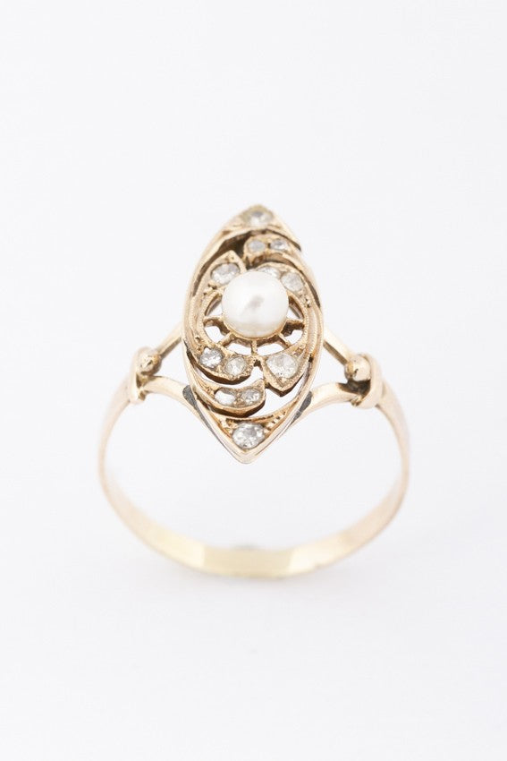 Gold marquise ring with a cultured pearl and diamonds