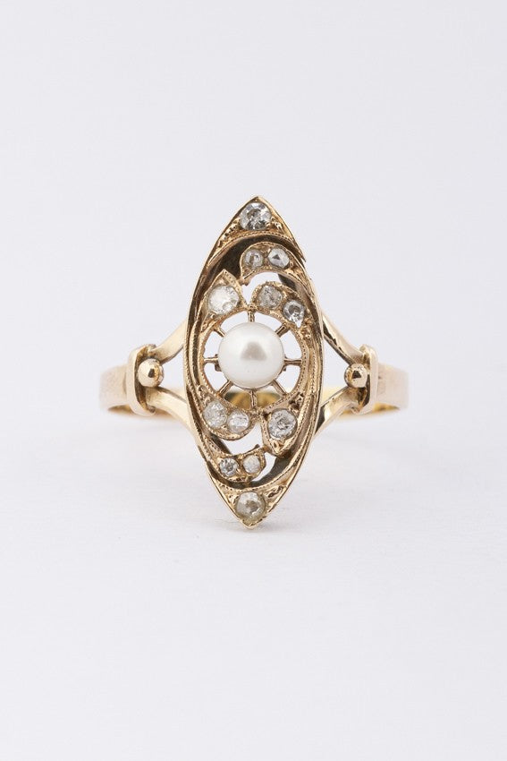 Gold marquise ring with a cultured pearl and diamonds