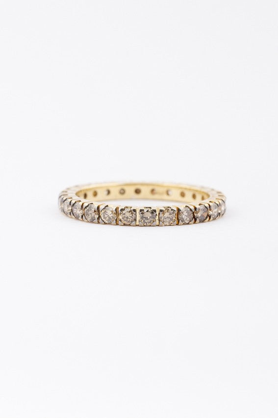 Gold alliance ring with diamonds