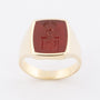 Gold men's ring with carnelian and coat of arms engraving