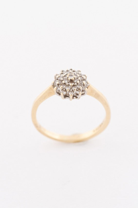 Gold double entourage ring with 29 diamonds