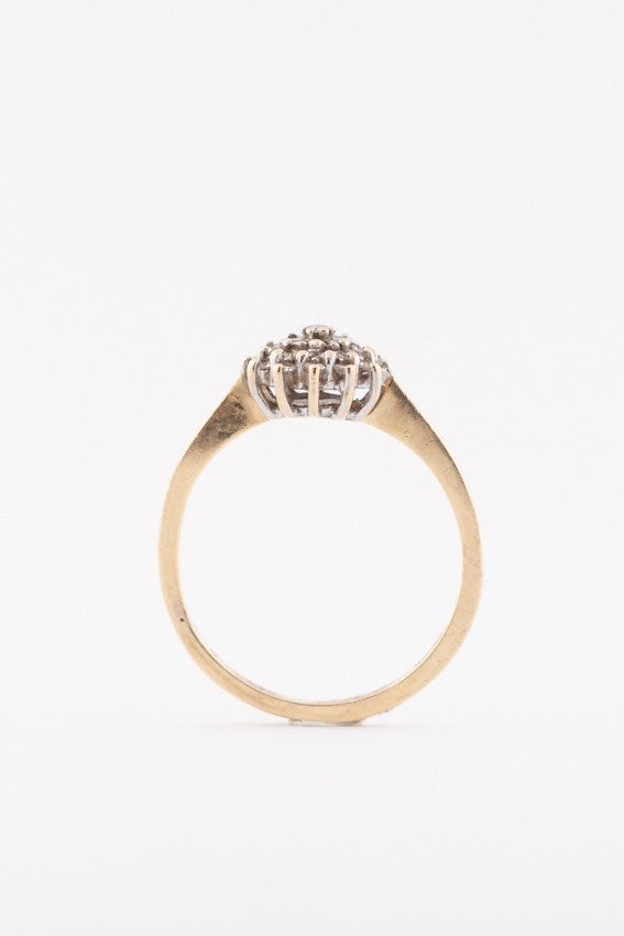 Gold double entourage ring with 29 diamonds