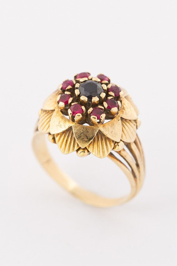 Gold ring with garnets