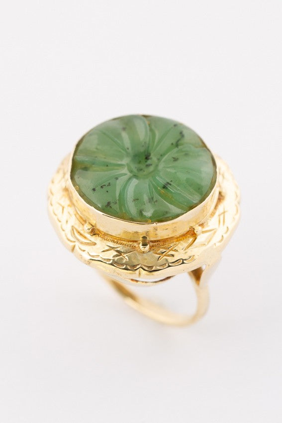 Gold ring with nephrite (jade)