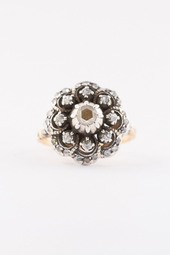 Gold ring with rose-cut diamonds set in silver
