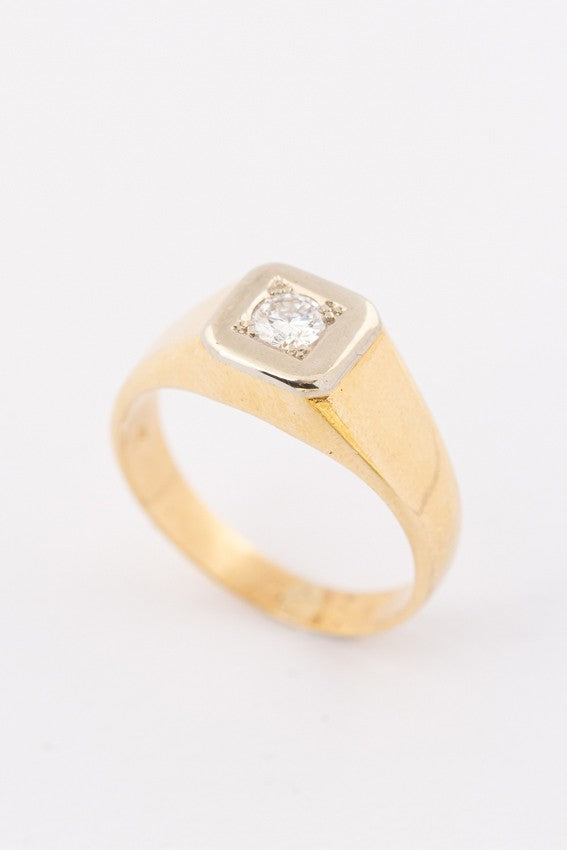 Gold men's ring with a brilliant of approx. 0.25 ct.