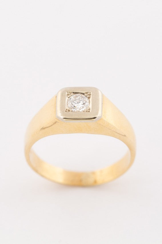 Gold men's ring with a brilliant of approx. 0.25 ct.