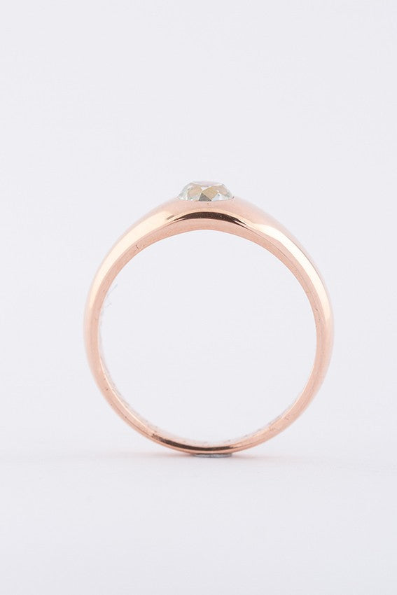 rose gold band ring with an old-cut brilliant, approx. 0.40 ct.