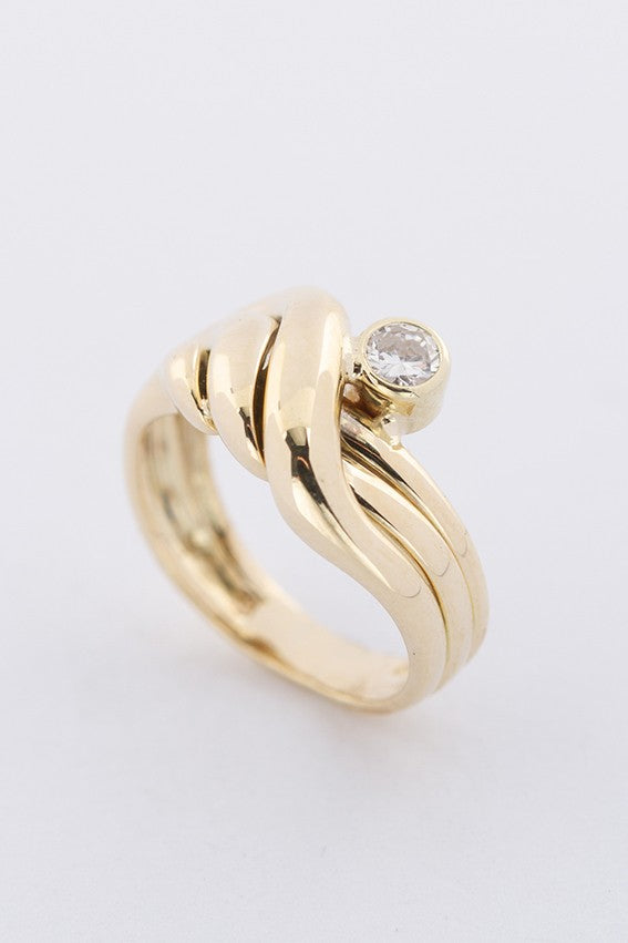 Gold ring with a brilliant of approx. 0.14 ct.