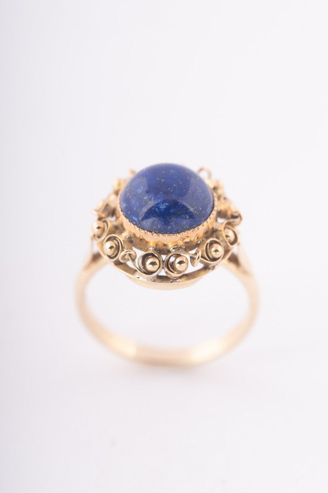 Gouden ring met lapis lazuli