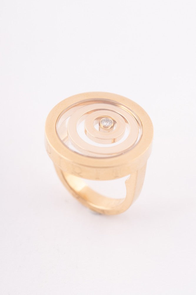 Gold ring from the Chopard brand, model Happy Spirit