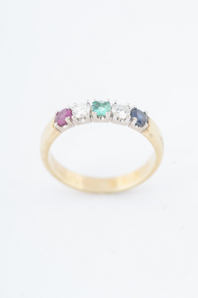 Gouden rijring met saffier, robijn, smaragd en briljanten