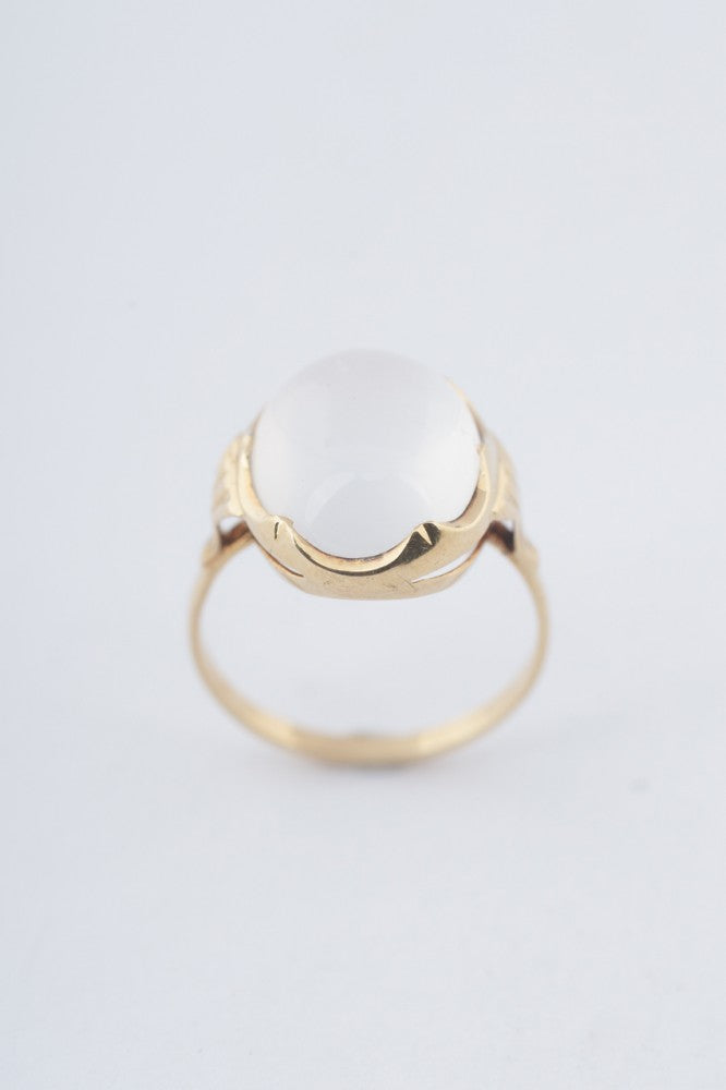 Gold ring with moonstone