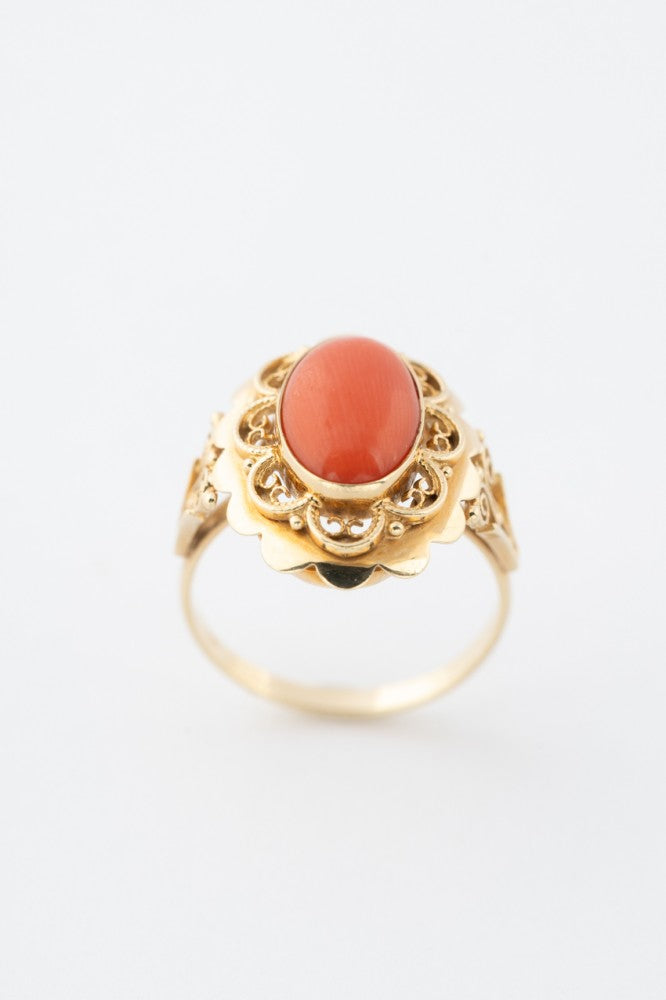 Gold ring with blood coral