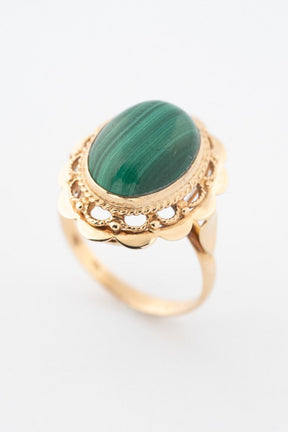 Gold ring with malachite