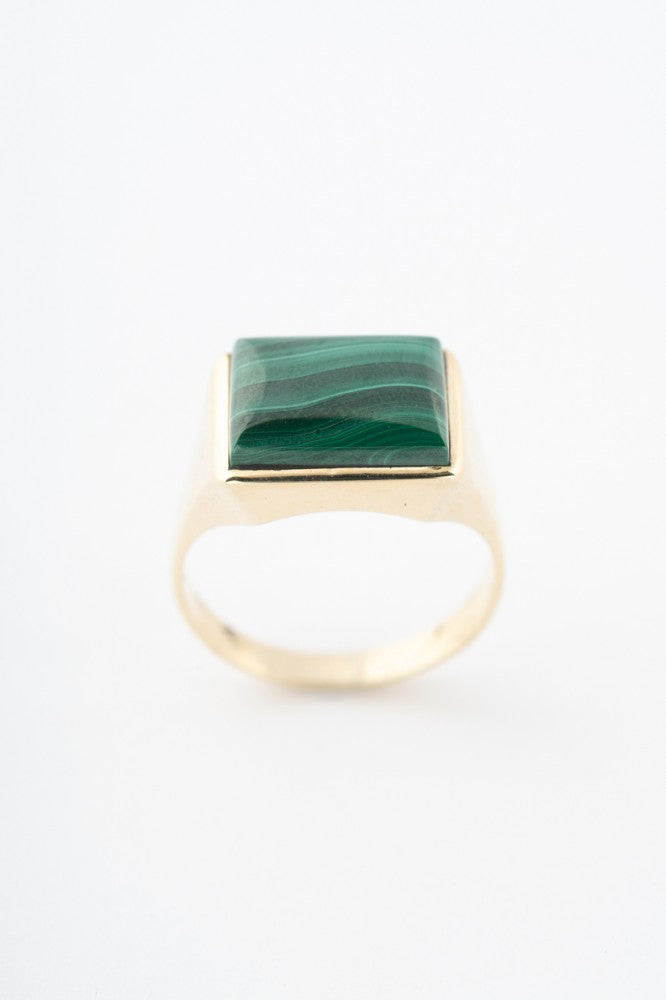Gold ring with malachite