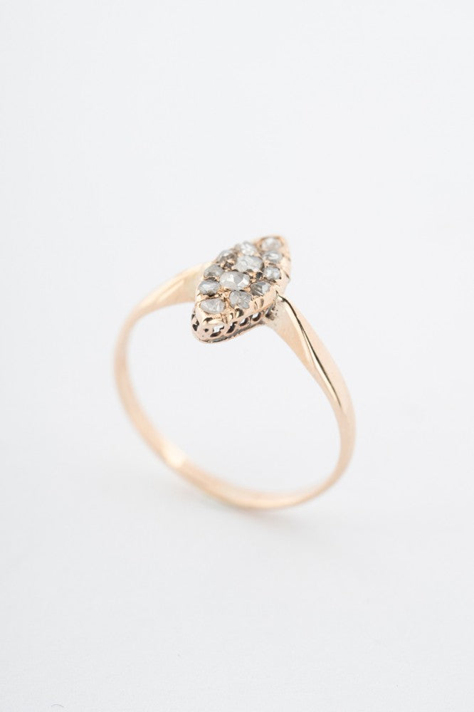 Antieke gouden markies ring met roos geslepen diamanten