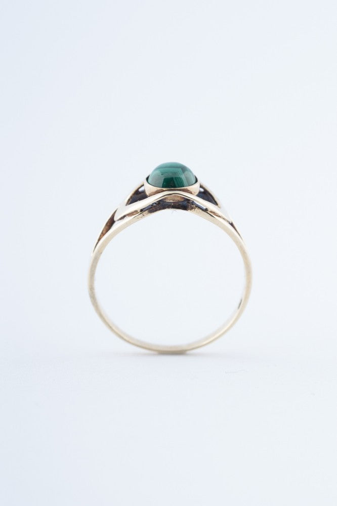 Gouden ring met malachiet