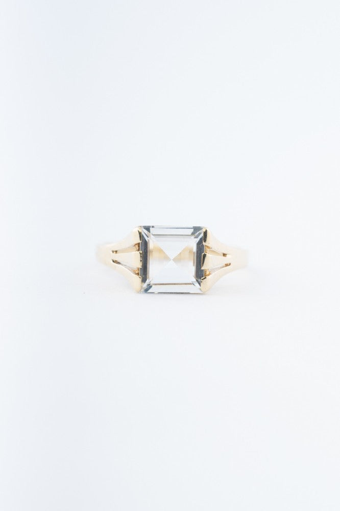 Gouden ring met aquamarijn