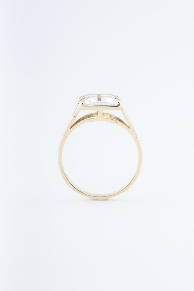 Gouden ring met aquamarijn