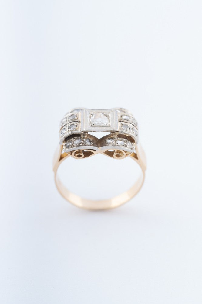 Gouden ring met roos geslepen diamanten