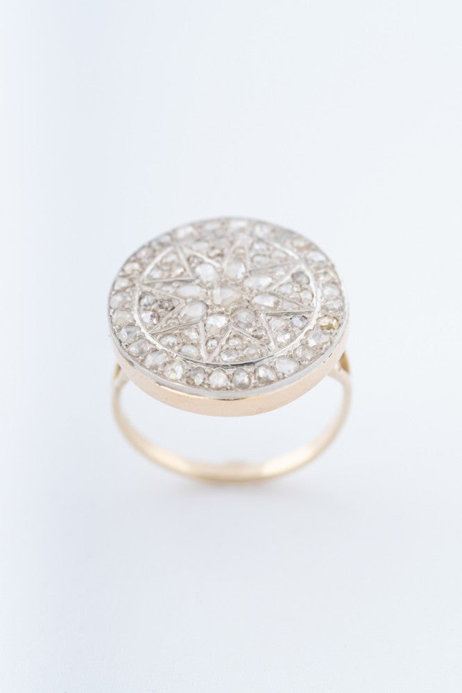 Gouden ring met roos geslepen diamanten