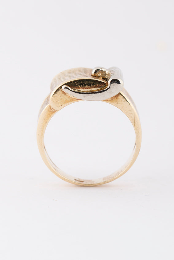 Gold buckle ring