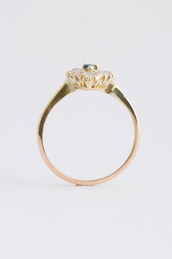 Antieke markies ring met briljant en saffier