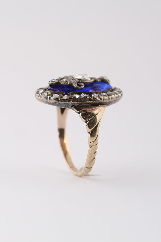 Antique gold ring with bohemian glass and diamond