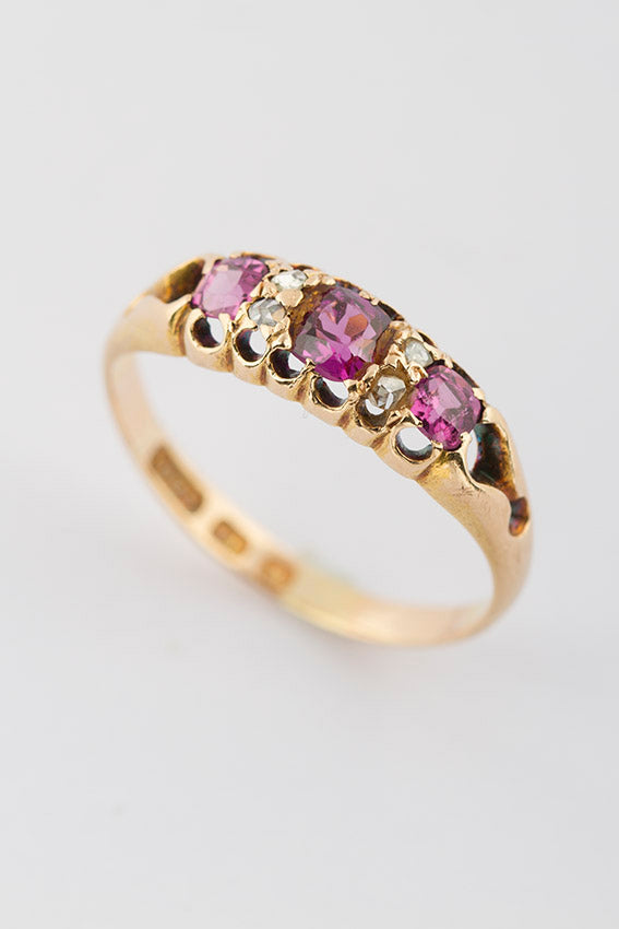Antique Victorian ring with tourmaline and diamond
